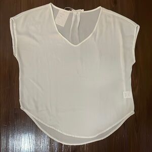 White Boxy Blouse with V-Neck and Dolman Sleeves